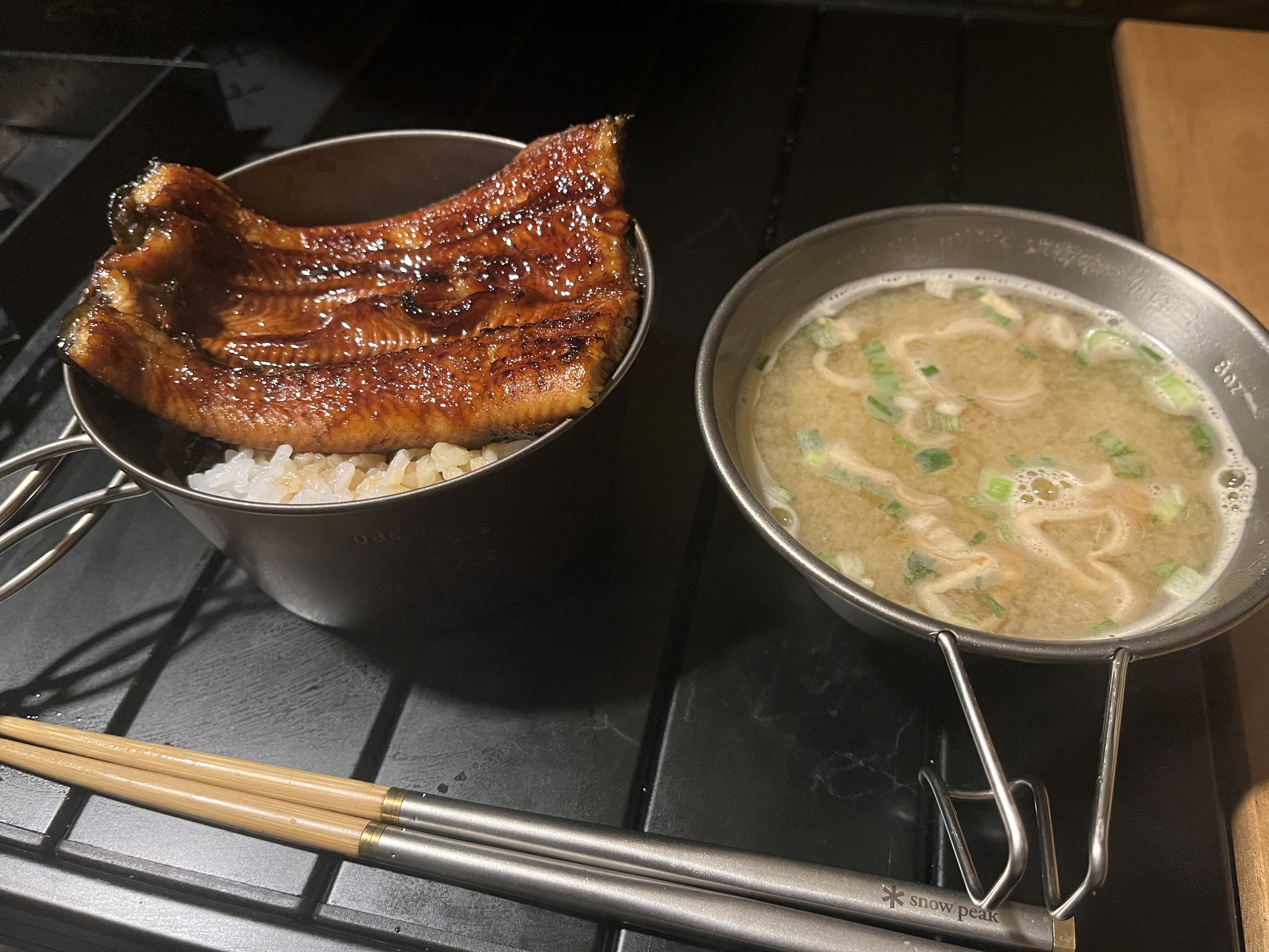 キャンプ飯