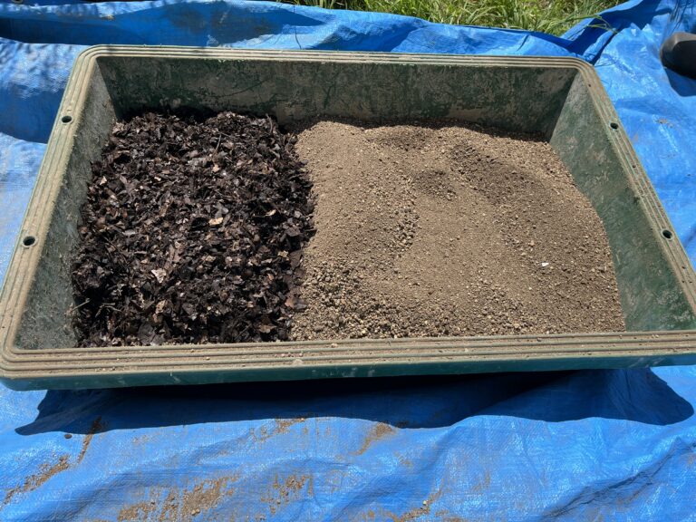 【家庭菜園日記】使い終わったプランターの土を再利用！我が家の土リフレッシュ術