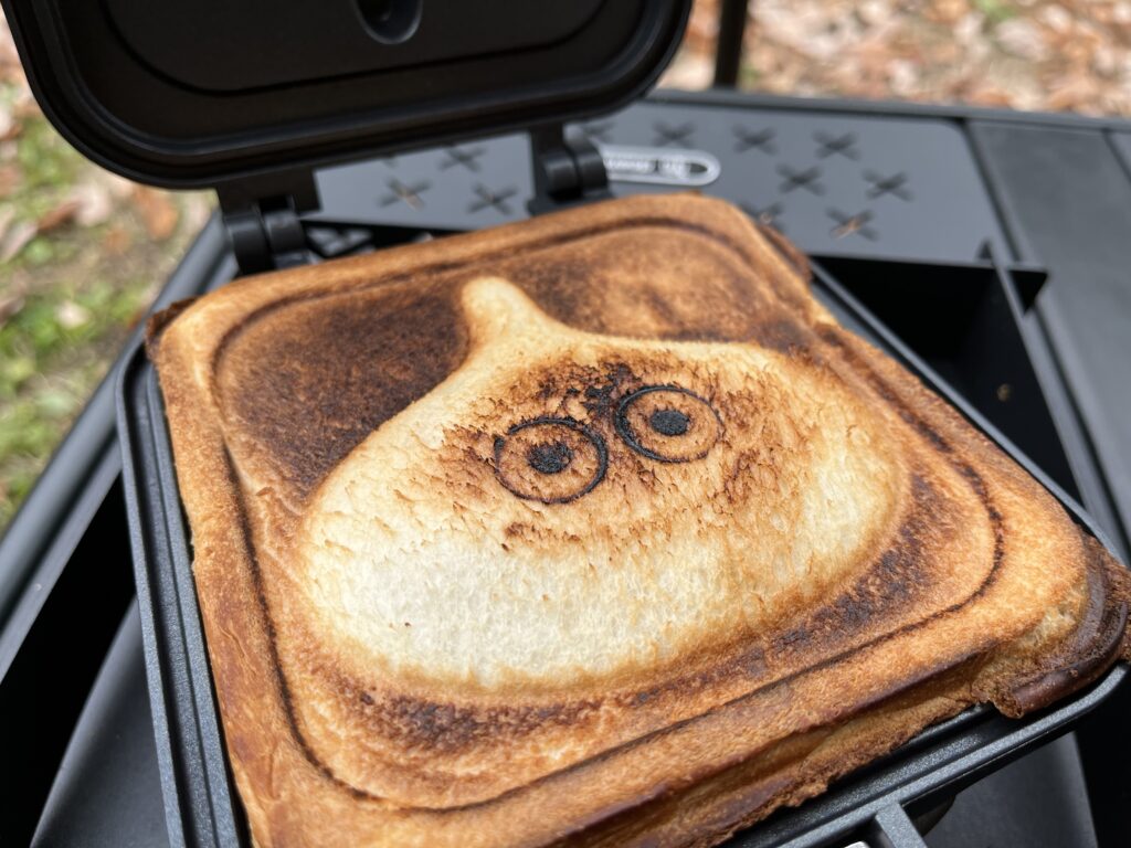 スライムホットサンドメーカーで焼いた朝食