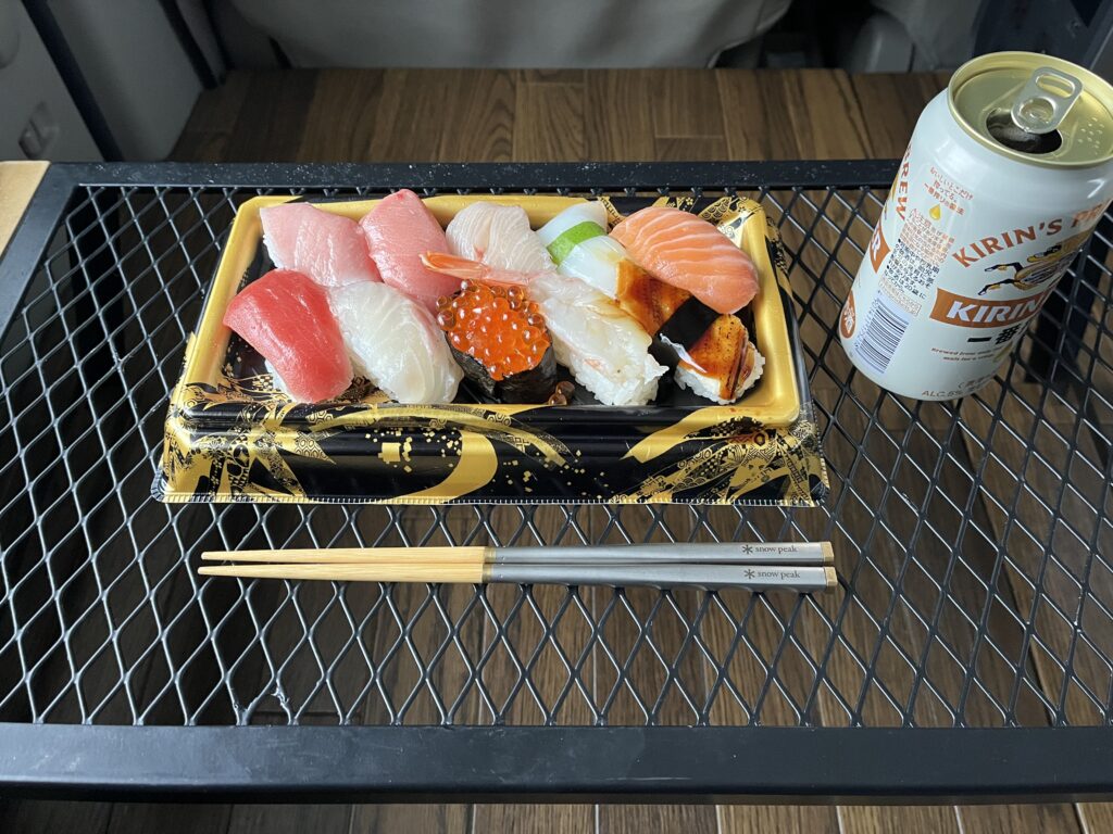 1,980円のちょっと贅沢な寿司でお昼ごはん