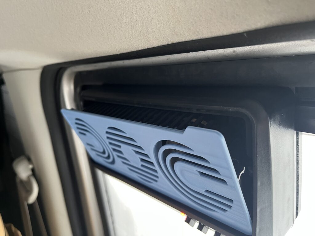 送風時の吸気口を開いた様子