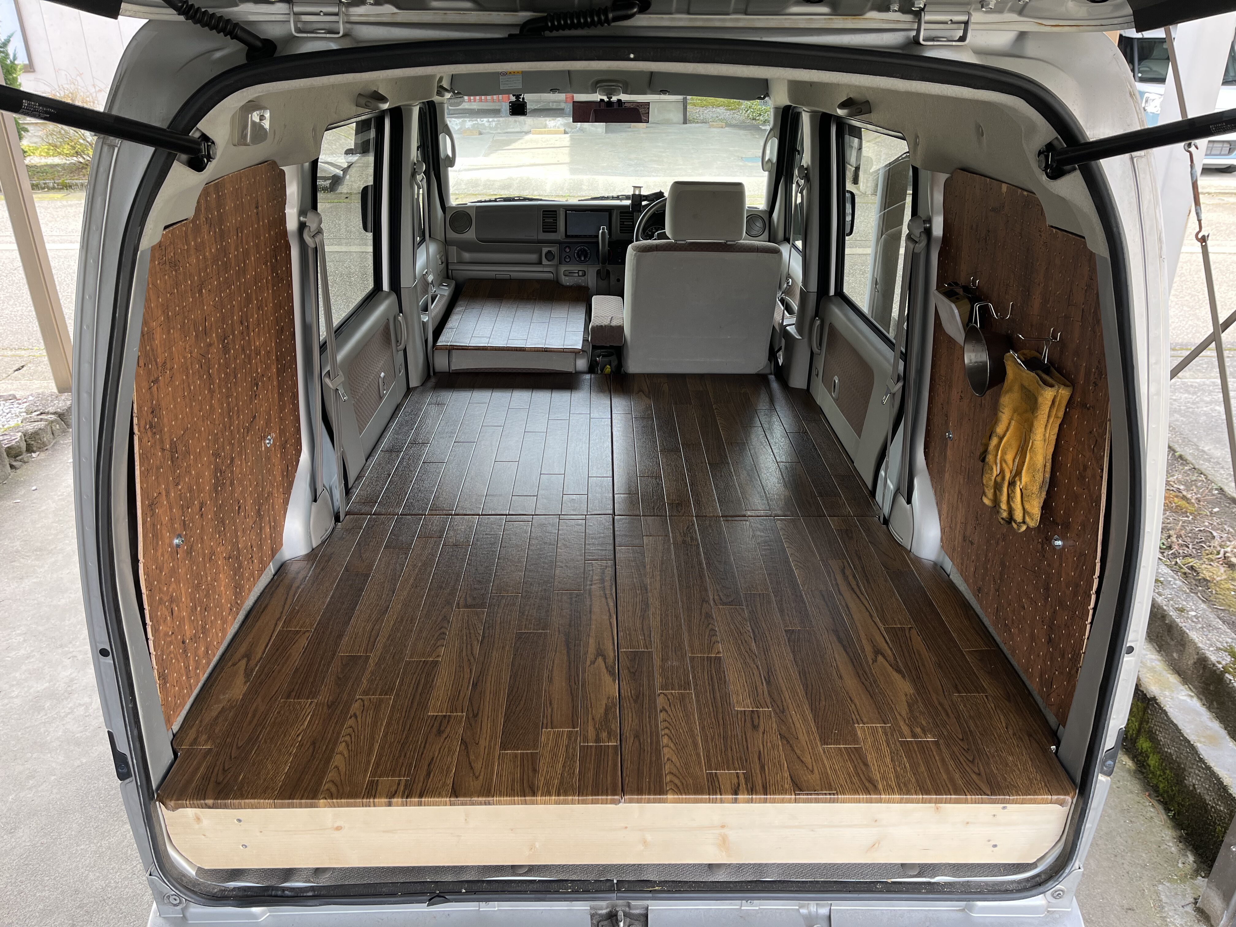 エブリイ車中泊DIY