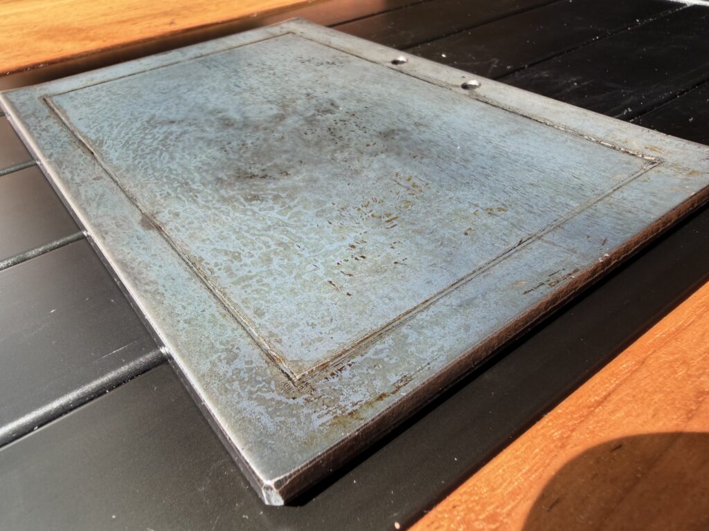 手入れを終えた鉄板の様子