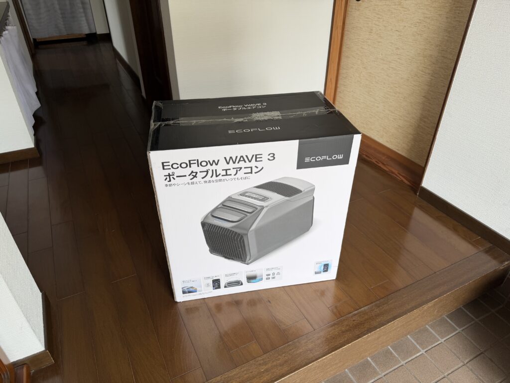 玄関に置いたEcoFlow WAVE 3の外箱