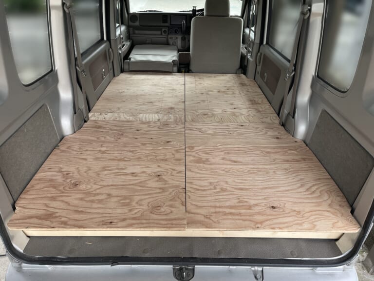 【エブリイ車中泊DIY】ついにゴロ寝成功！フラット床完成も収納入らず･･･【DA64V車中泊計画⑧】